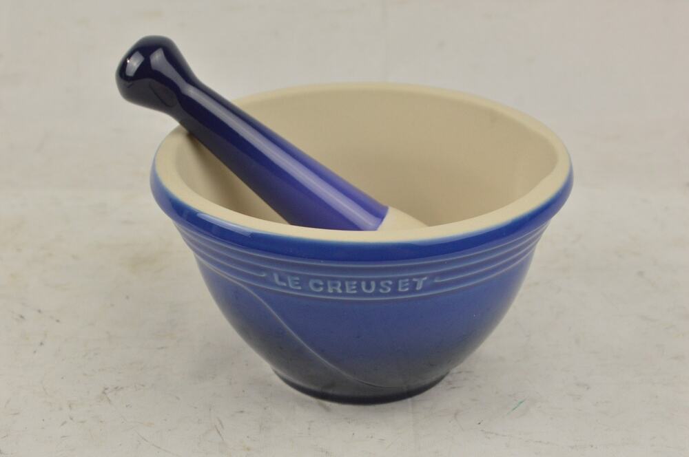 Le Creuset Cobalt Blue Stoneware Mortar & Pestle 20Oz 0.6L Spice Grinder Kitchen